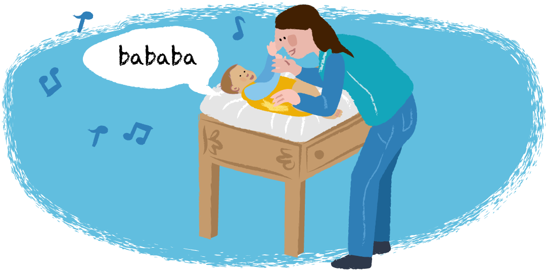 Eine Mutter wickelt ihr Kind. Er kann bereits Silbenreihen von sich geben, wie bababa.